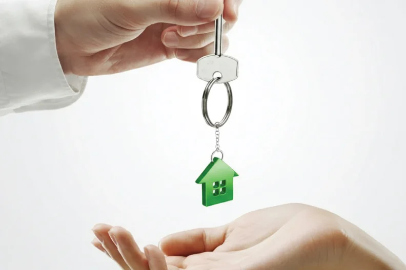 10 Reasons you must use a Qualified Lawyer for your Conveyancing